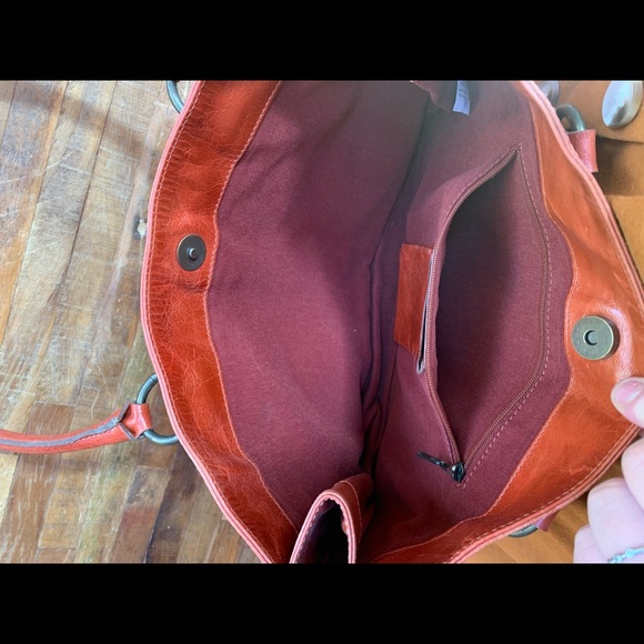 Cleo and Patek very clean red/orange leather shoulder bag - Picture 4 of 5